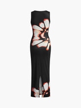 Langes Kleid mit Blumenmuster, Cut-Outs und Schlitz
